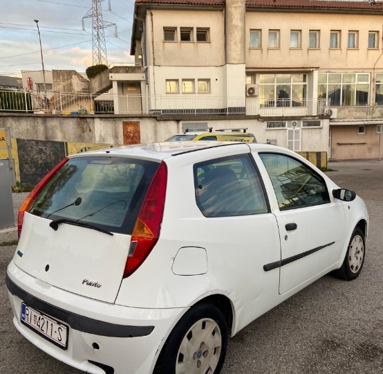 Fiat Punto, cijena po dogovoru