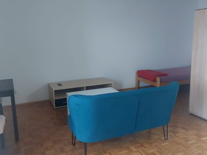 Iznajmljujem jednosoban stan