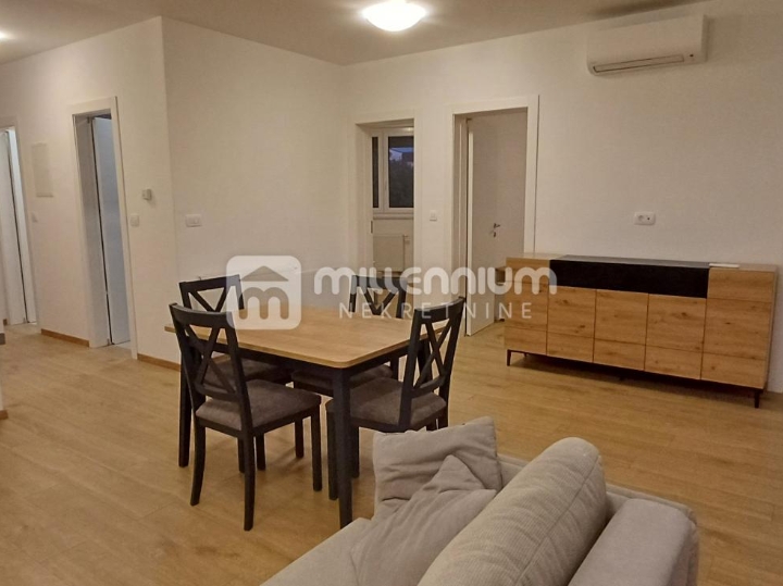 Rijeka, Srdoči, 82.02m2, 3S+DB, lođa