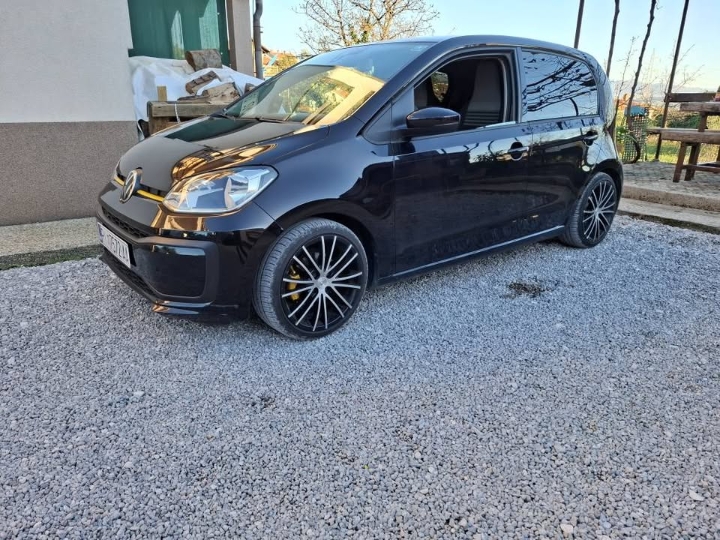 VW Up