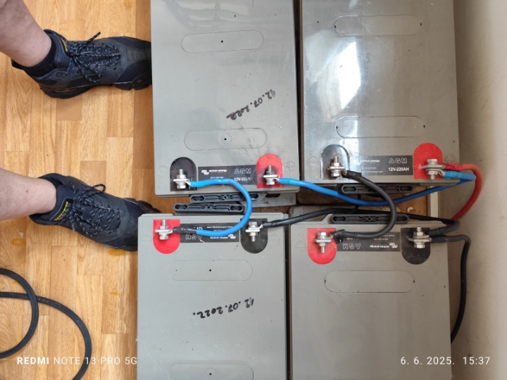 Vyctron AGM solarne baterije