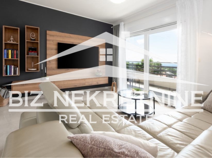 Matulji - 3S+DB, 2 parkirna mjesta + dvorište