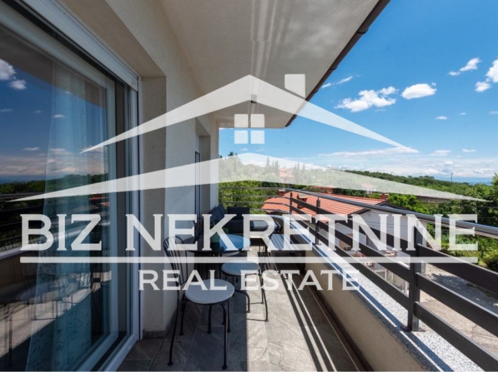 Matulji - 3S+DB, 2 parkirna mjesta + dvorište