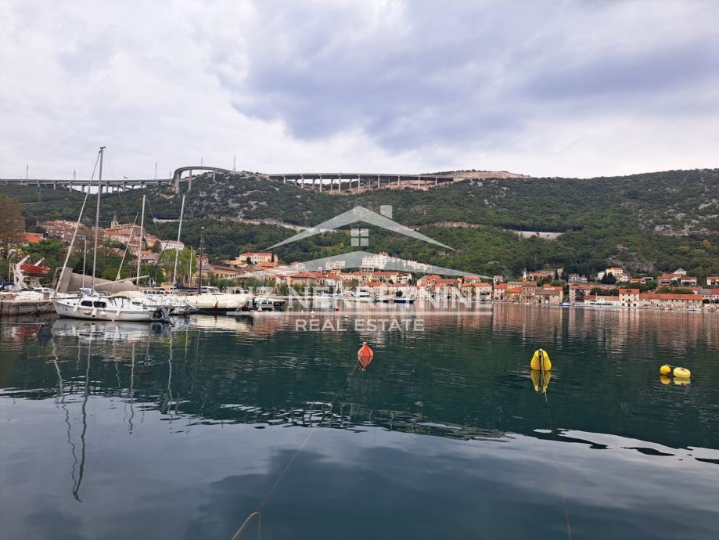 Bakar - Prilika - 5S stan za kompletnu adaptaciju