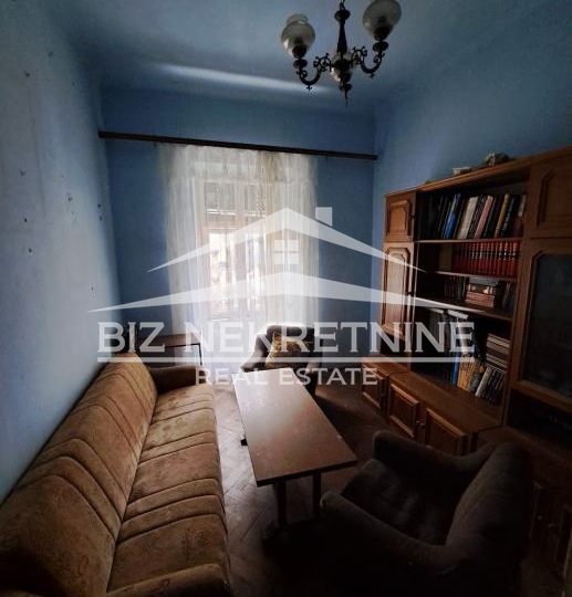 Bakar - Prilika - 5S stan za kompletnu adaptaciju