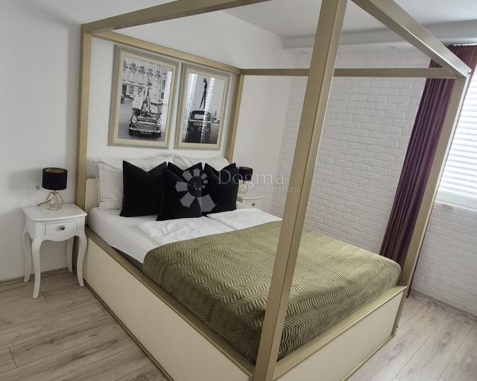 2 stana Vrsar za život i investiciju