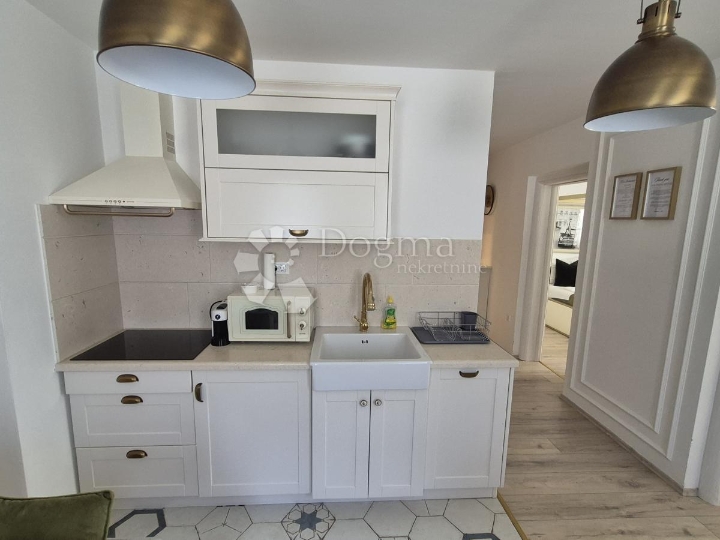 2 stana Vrsar za život i investiciju