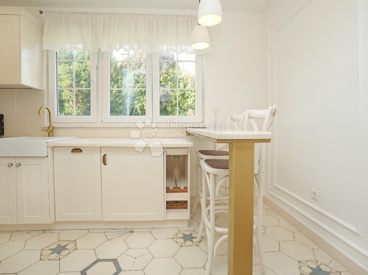 2 stana Vrsar za život i investiciju