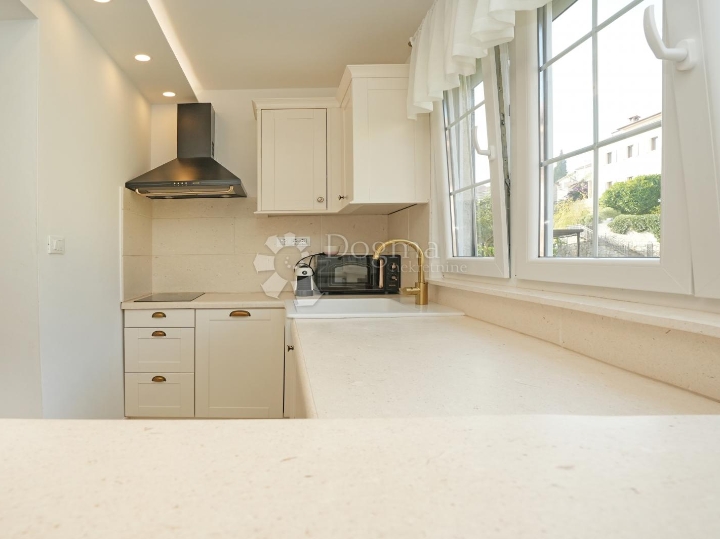 2 stana Vrsar za život i investiciju