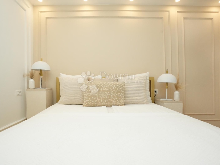 2 stana Vrsar za život i investiciju