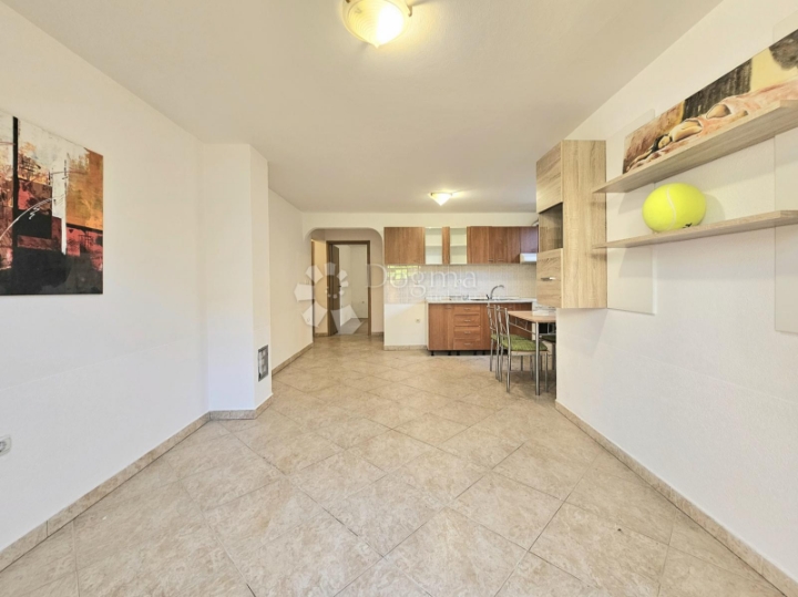 Prilika! Umag, blizina centra, 1S+DB+parking