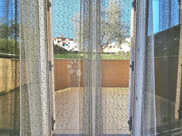 Prilika! Umag, blizina centra, 1S+DB+parking