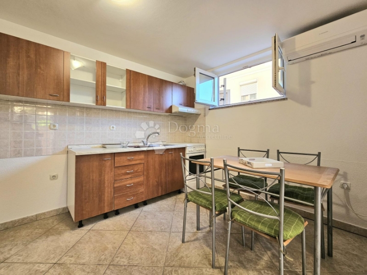 Prilika! Umag, blizina centra, 1S+DB+parking