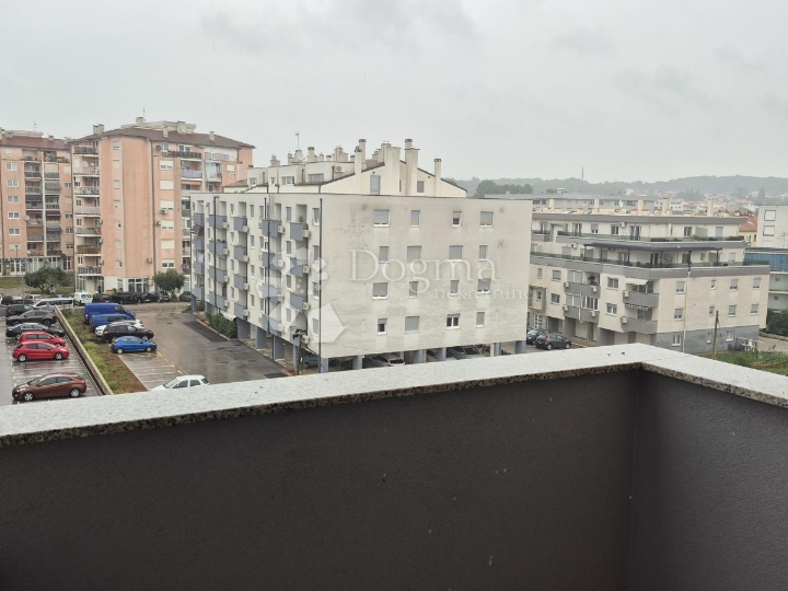 Jednosobni stan 36,73 m2 s uporabnom