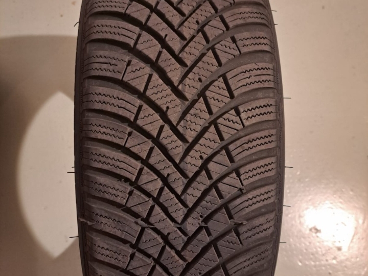 HankookWinter i*cept RS3 195/60/R16