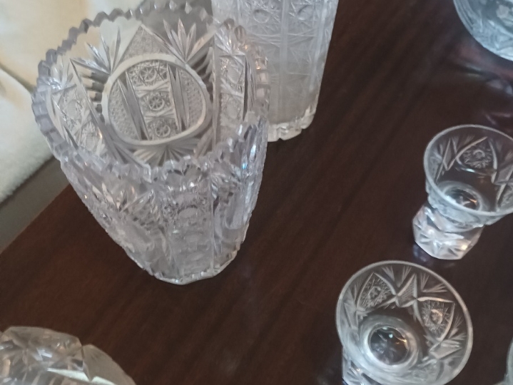 Kristalne čaše i dr.