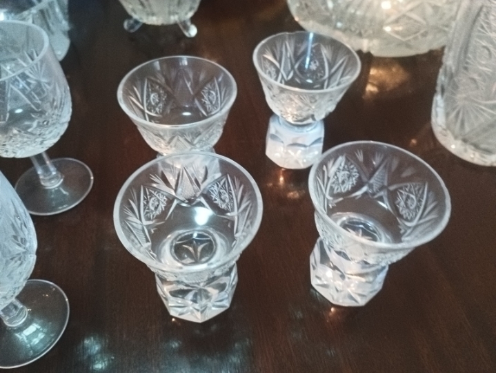 Kristalne čaše i dr.