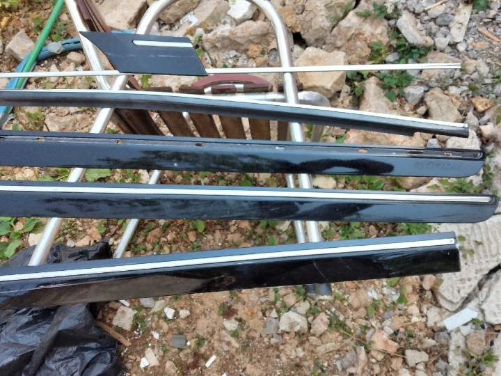 Mercedes B klasa, lajsne za vrata