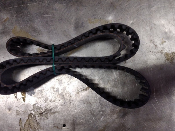 Zupčasti remen-Renault/Dacia