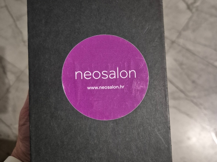 Neosalon blagajna