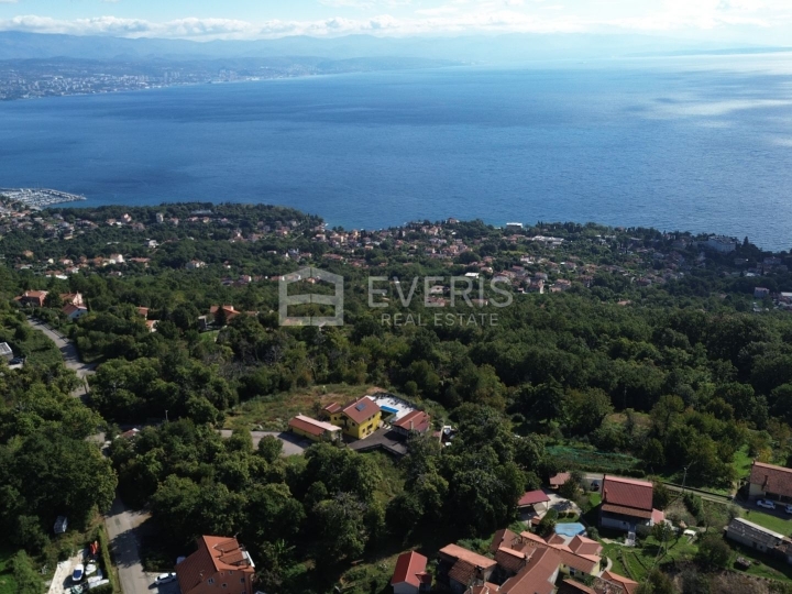 Lovran, Dobreć, građevinsko zemljište, 2740 m2