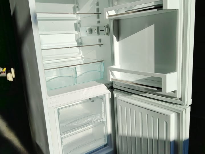 Hladnjak Liebherr kombinirani