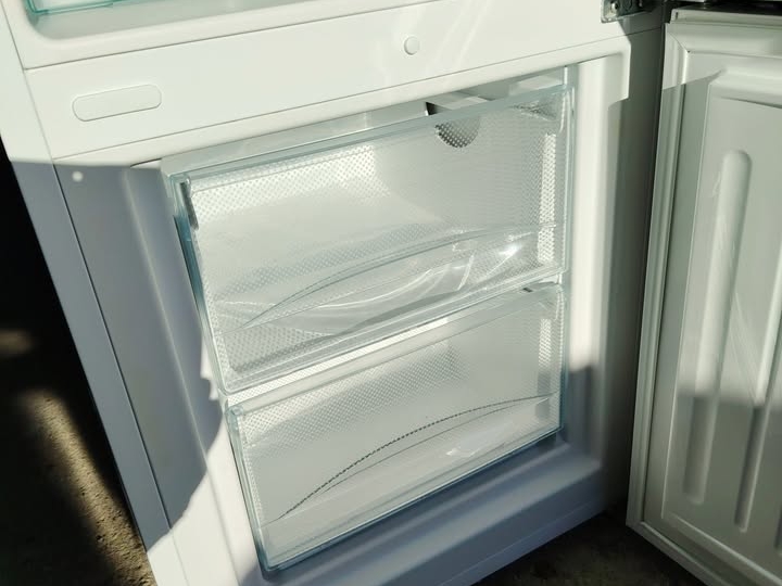 Hladnjak Liebherr kombinirani