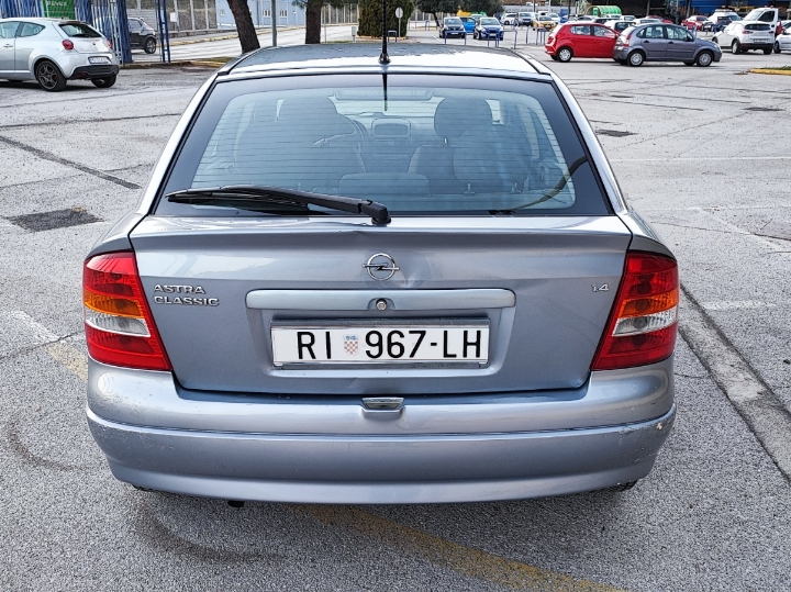Opel Astra Classic 1.4 Ecotec 2004.