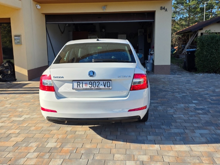 Škoda Octavia 1.6 TDI Ambition 2014