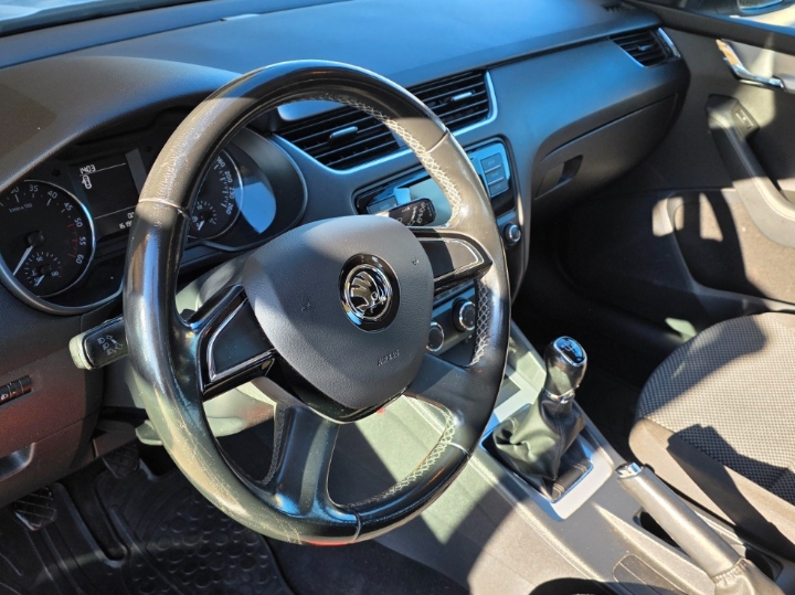 Škoda Octavia 1.6 TDI Ambition 2014