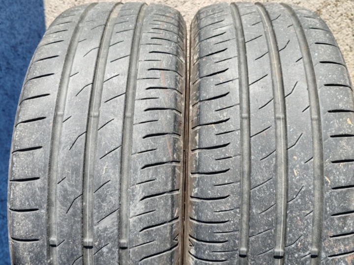 Gume Toyo 185/60 R14