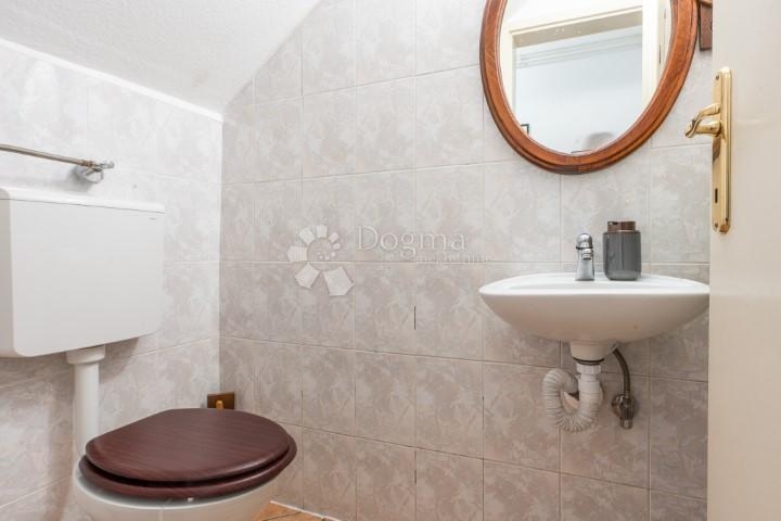 Kostrena, 126m2, P+1, izvrsna kuća i pozicija pogled na more