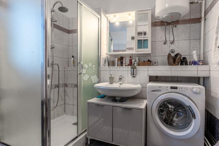 Kostrena, 126m2, P+1, izvrsna kuća i pozicija pogled na more