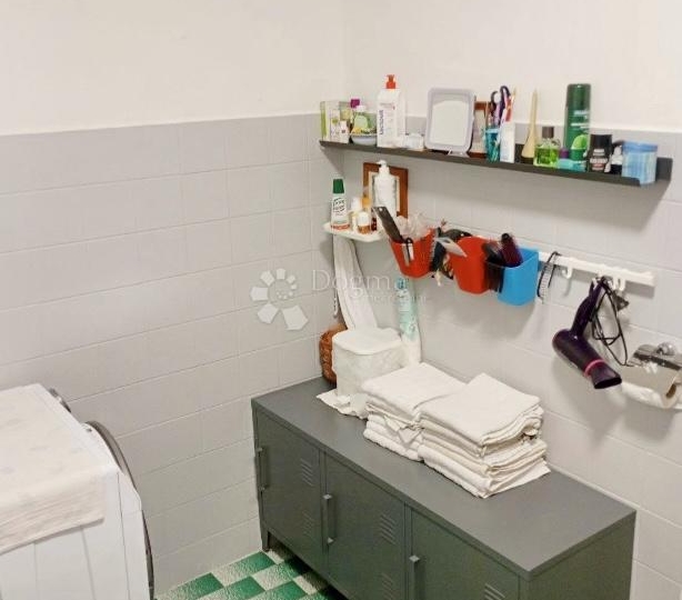 Krnjevo - obiteljski stan niže katnosti!