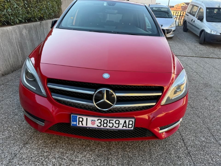 Mercedes Benz B-200CDI Automatic
