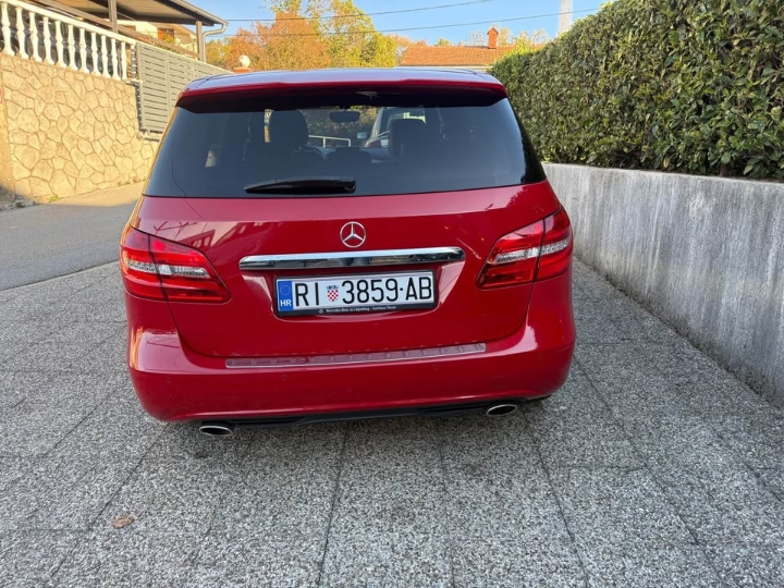Mercedes Benz B-200CDI Automatic