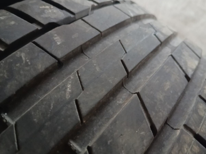 Gume Hankook 225/45/17