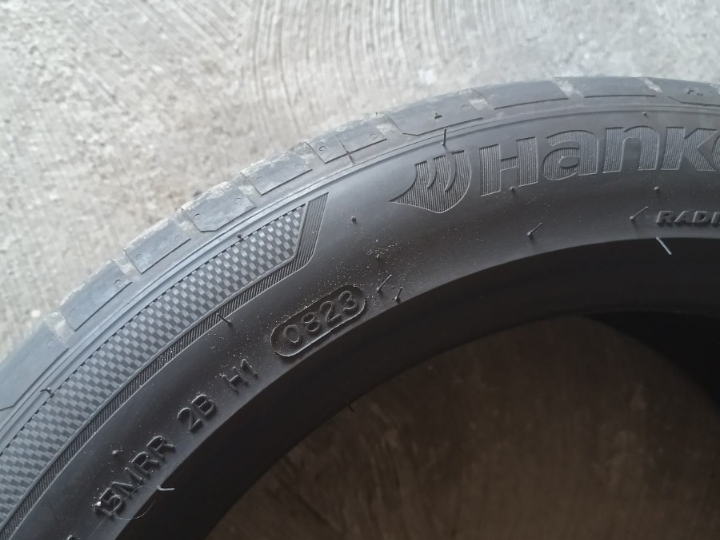 Gume Hankook 225/45/17