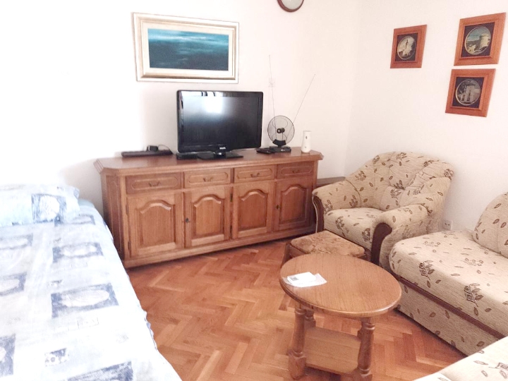 Kostrena, 33 m2, 1S kl., balkon, jug