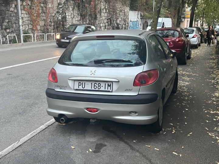 Peugeot 206