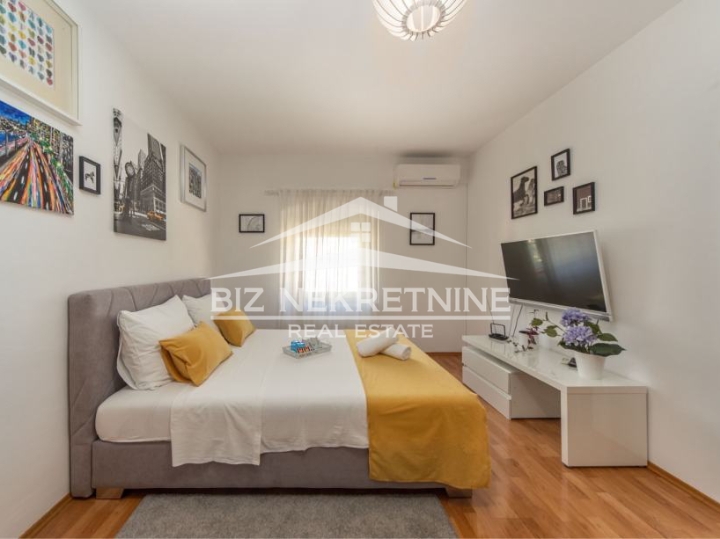 Rijeka - Centar - 2 app - 90 m2