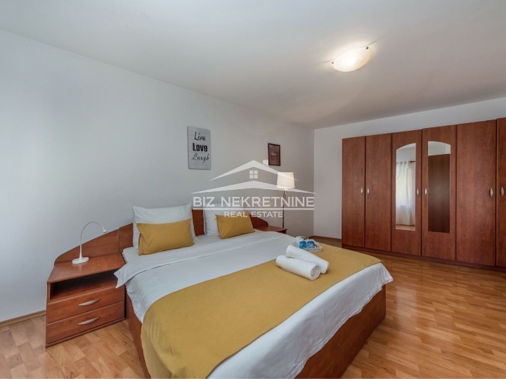 Rijeka - Centar - 2 app - 90 m2