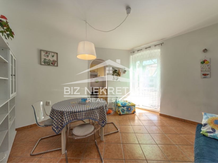 Rijeka - Centar - 2 app - 90 m2