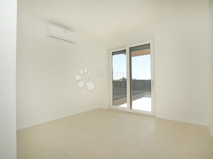 Poreč - okolica, stan C3, 3.kat, krovna terasa