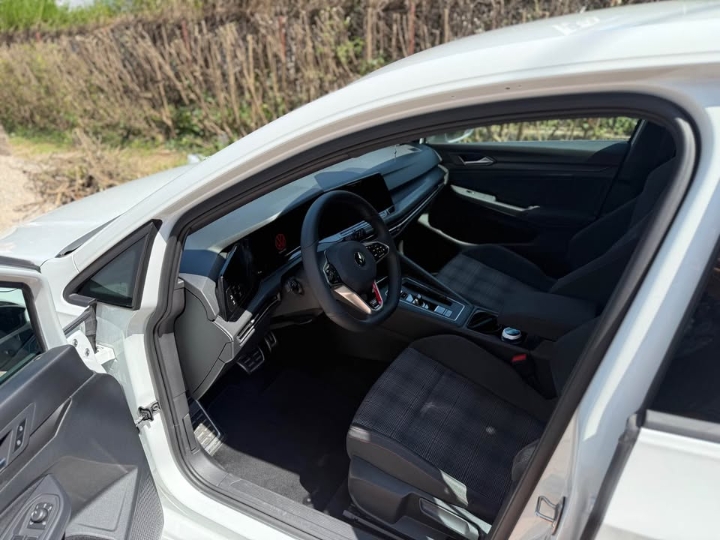 VW Golf GTI, IQ Led, Line Assist