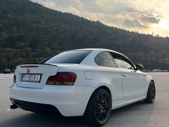 BMW E82/120D