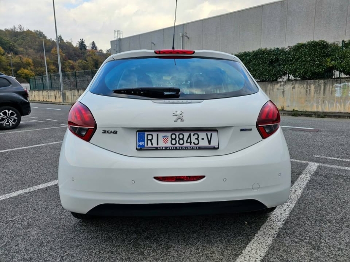 Peugeot 208 1.2 PuteTech