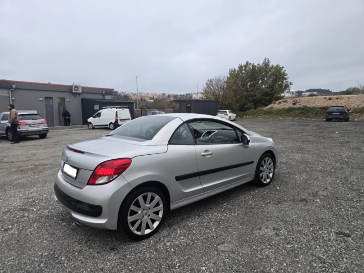 Peugeot 207cc, 1.6, 110 kW, samo 90tkm