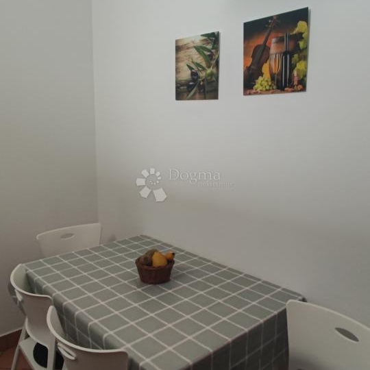 Opatija – stan za najam s pogledom na more