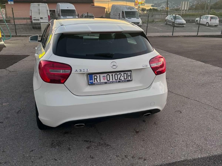Mercedes A klasa 200